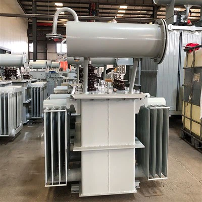 Transformateur monté sur poteau de 100 KVA